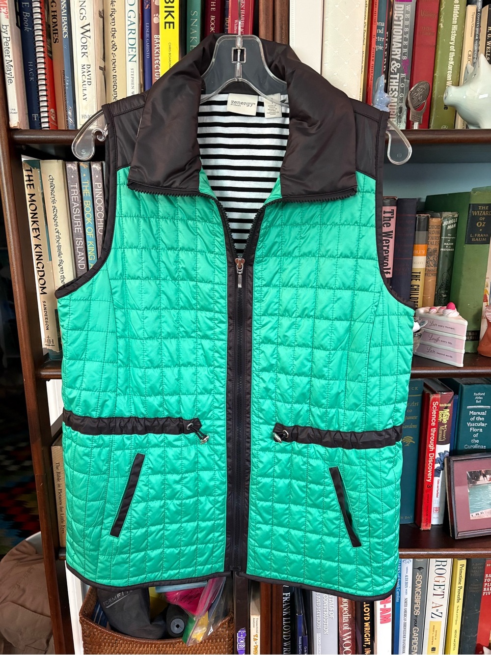 Chicos Green Quilted Vest with navy Trim